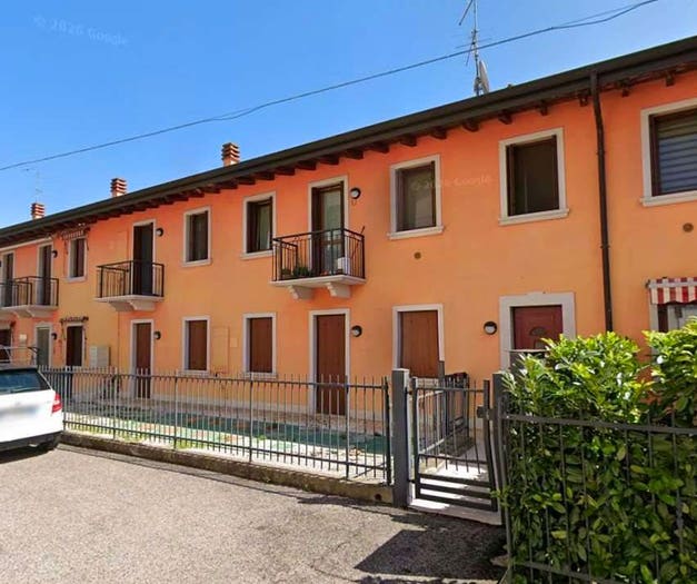 Appartamento trilocale in vendita in via Principe Amedeo C, Villafranca di Verona