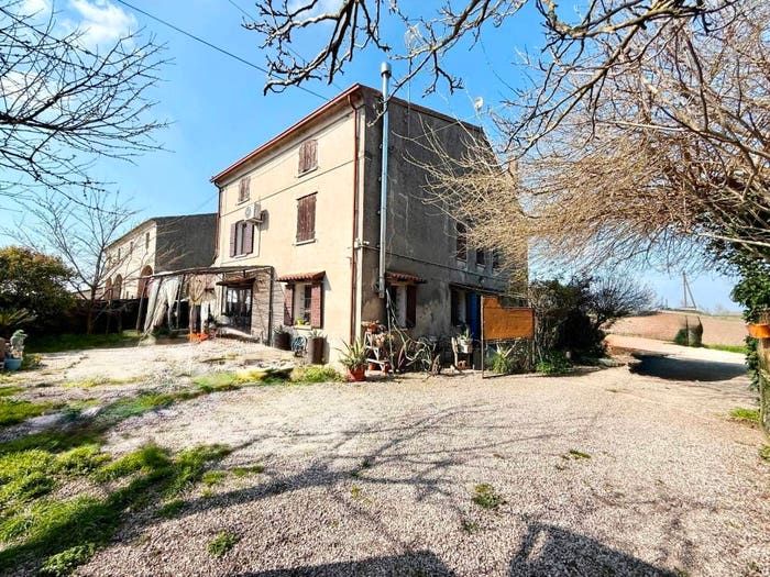 Casa con 6 locali in vendita in Via Barchessa, Gazzo Veronese