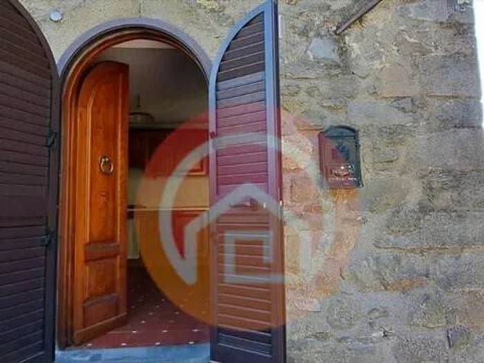 Casa con 6 locali in vendita in Via Provinciale No Number, La Barca, Gallicano