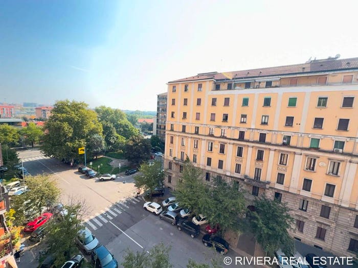 Appartamento trilocale in vendita in Via Gran San Bernardo, Cenisio, Milano