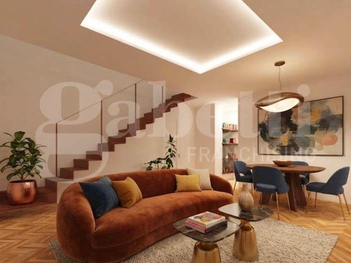 Appartamento quadrilocale in vendita in Via Ghiberti, Centro, Pontassieve