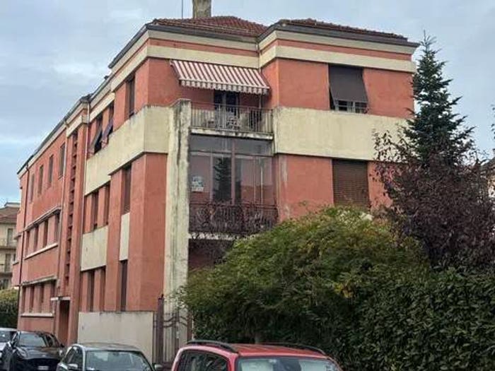 Appartamento con 6 locali in vendita in Via Del Risorgimento, Altipiano, Mondovì