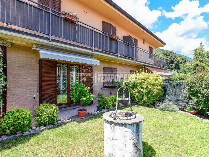Casa con 5 locali in vendita in Via Cristoforo Colombo, Centro, Erba