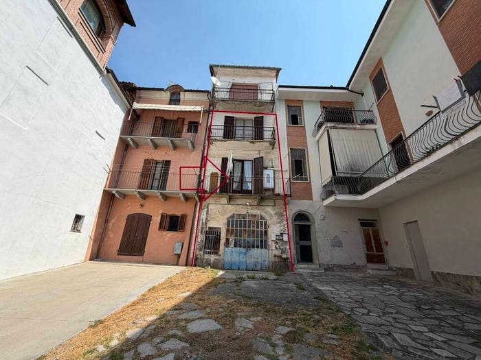 Appartamento con 5 locali in vendita in Via Roma, Centro, Cocconato