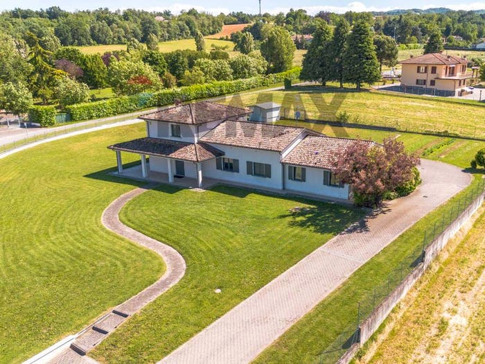 Casa con 6 locali in vendita in Case Sparse Fornace Fulgoni, Castell'Arquato
