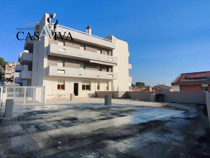 Appartamento quadrilocale in vendita in Via Cavour, Acquaviva Picena