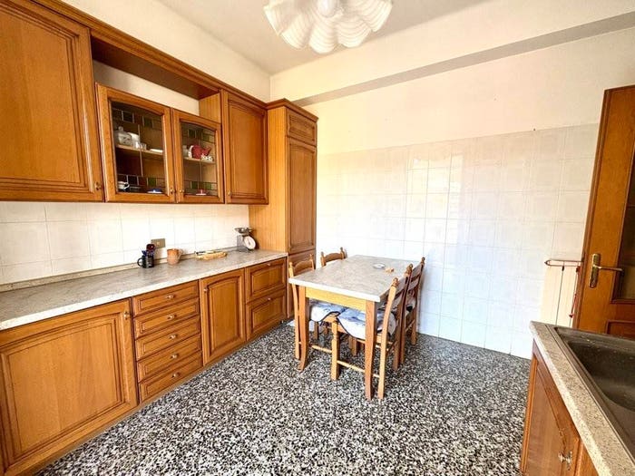 Appartamento quadrilocale in vendita in Via Giulia De Vincenzi, Molassana, Genova