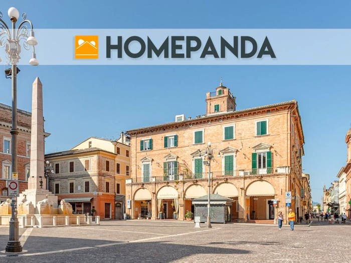 Appartamento trilocale in vendita in Piazza della Repubblica, Centro Storico, Jesi