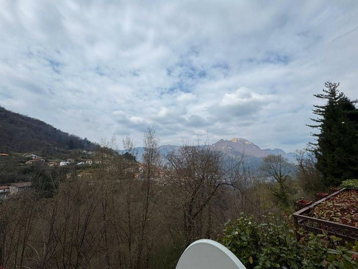 Appartamento trilocale in vendita in Lemna, Faggeto Lario