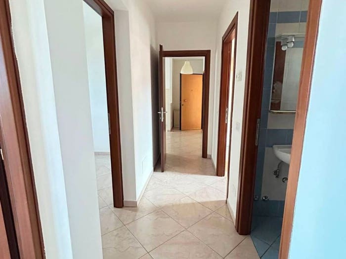 Appartamento con 5 locali in vendita in Centro, Montale