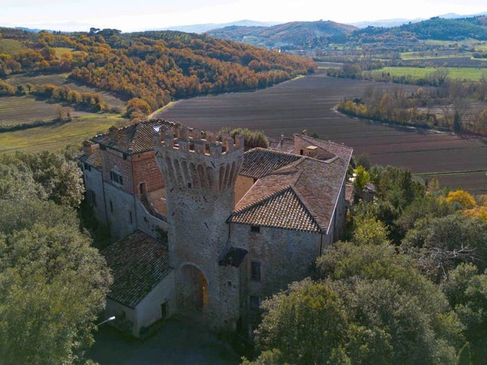 Casa con 6 locali in vendita in Rocca di SApollinare, Marsciano