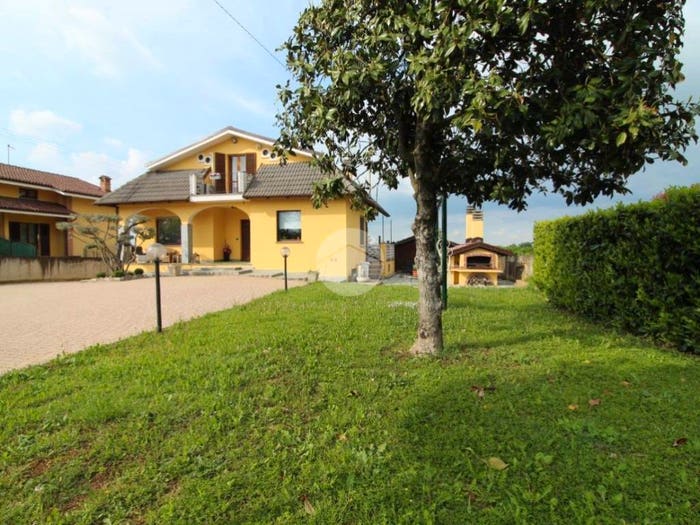 Casa quadrilocale in vendita in Via delle chiese, Sanfrè