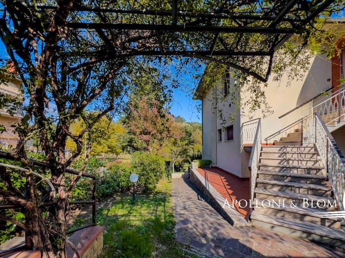Appartamento con 6 locali in vendita in Centro, Chiusi