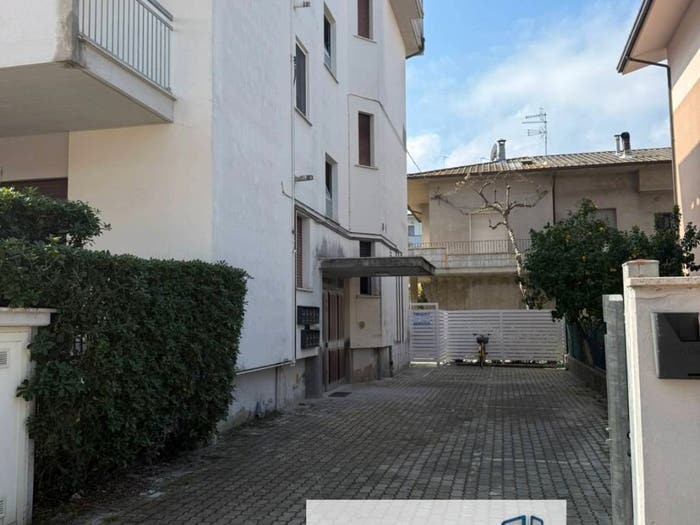 Appartamento trilocale in vendita in Via Panaro, Lungomare Marconi, Alba Adriatica