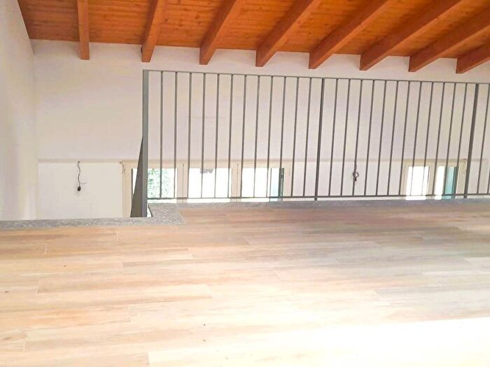 Casa trilocale in vendita in Via Ottone Morena, Centro, Lodi Vecchio