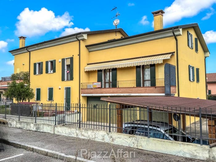Appartamento trilocale in vendita in Via Papa Giovanni XXIII, Centro, Candiana