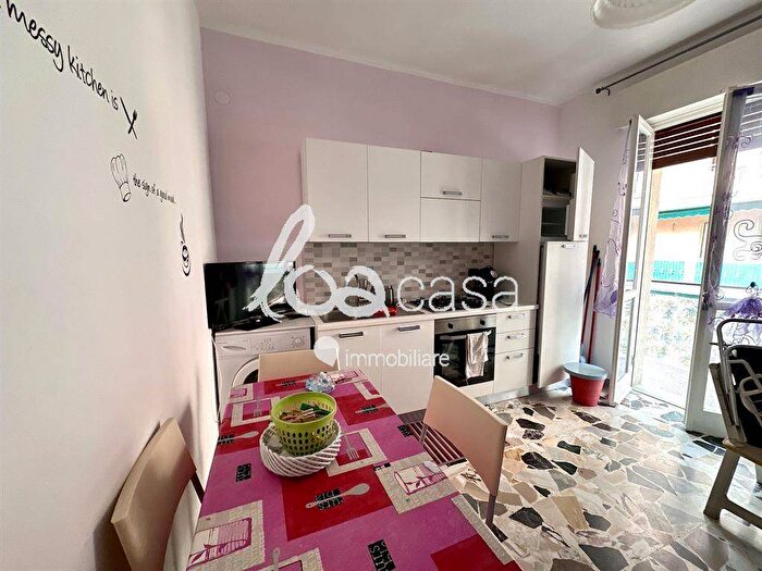 Appartamento trilocale in vendita in Via Tevere, Borghetto Santo Spirito