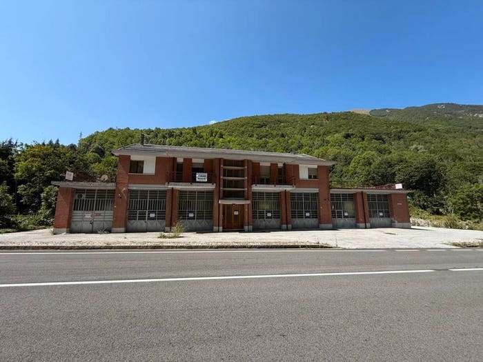 Casa con 6 locali in vendita in Corso Torino, Centro, Limone Piemonte