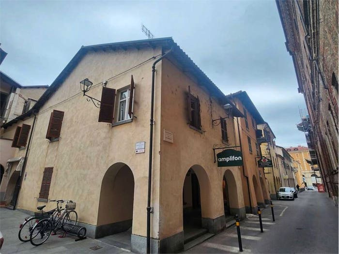Casa quadrilocale in vendita in Centro, Fossano