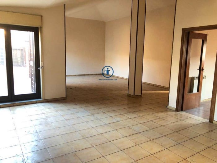 Casa quadrilocale in vendita in Via Cappuccini, Via Ruggiero, Caserta