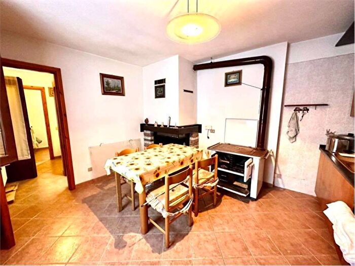 Casa trilocale in vendita in sanico, Bellano
