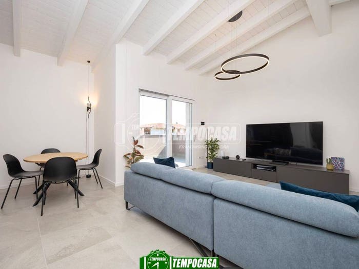 Appartamento trilocale in vendita in Via San Rocco, Centro, Bonate Sopra