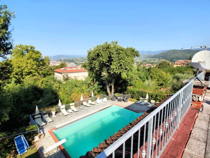 Casa con 6 locali in vendita in MontecatiniTerme