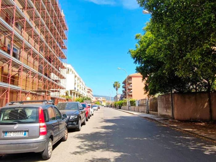 Appartamento con 6 locali in vendita in Via Federico Sciacca, Centro, Giarre