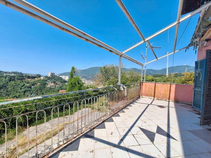 Casa con 6 locali in vendita in Via alla Chiesa di Geminiano, Bolzaneto, Genova