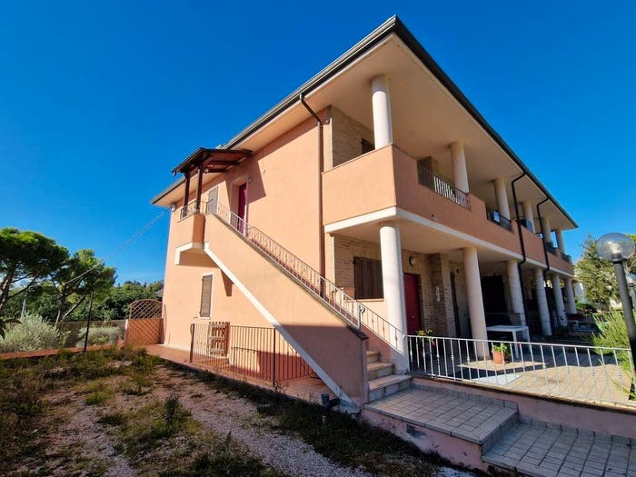 Appartamento quadrilocale in vendita in Via Molinello, Colli al Metauro