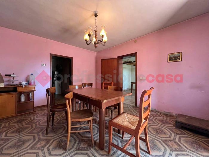 Casa con 6 locali in vendita in via san pietro, Centro, Isola Rizza