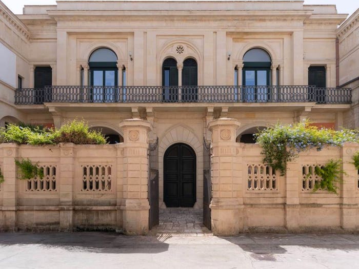 Casa con 6 locali in vendita in Via Matteotti, Centro, Poggiardo