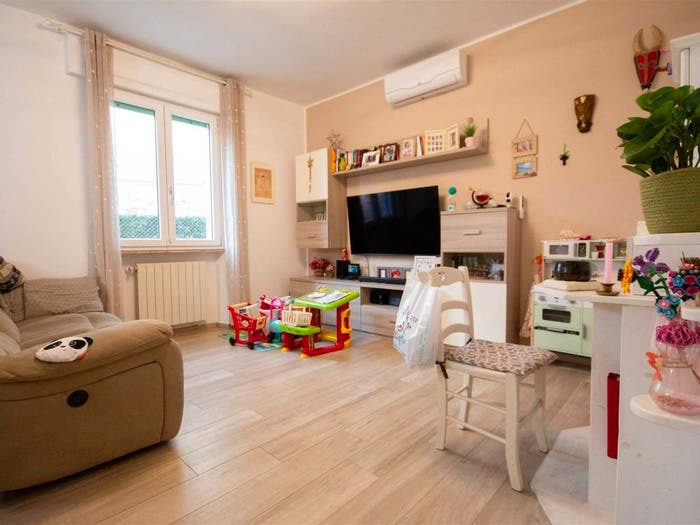 Appartamento con 5 locali in vendita in Via Bernardo Spaventa, Cecina Centro, Cecina
