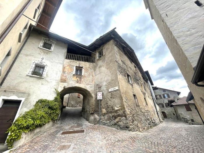 Casa trilocale in vendita in Via Trieste, Cané, Vione