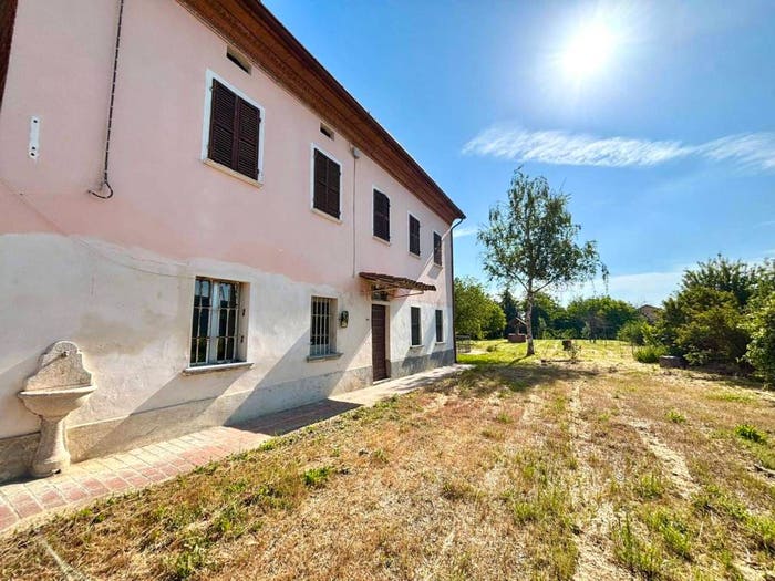 Casa quadrilocale in vendita in Via Maestra, Villa del Foro, Alessandria