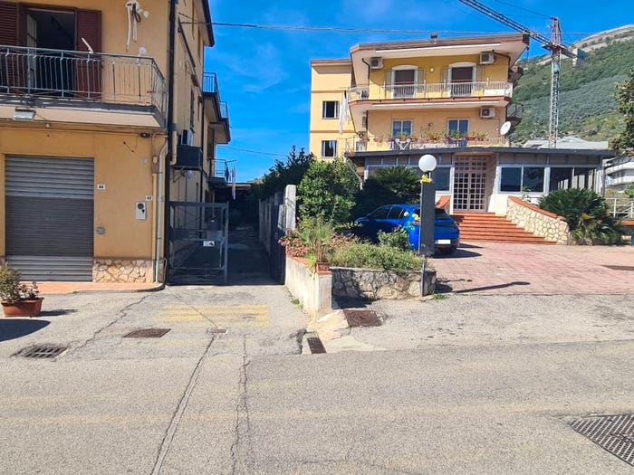 Casa trilocale in vendita in Via Parlamento, Pezzano Filetta, San Cipriano Picentino