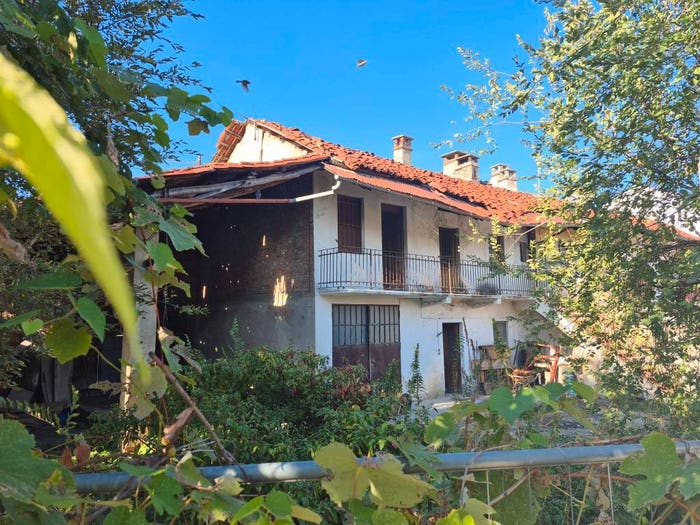 Casa con 6 locali in vendita in Via Pinetti, Volpiano