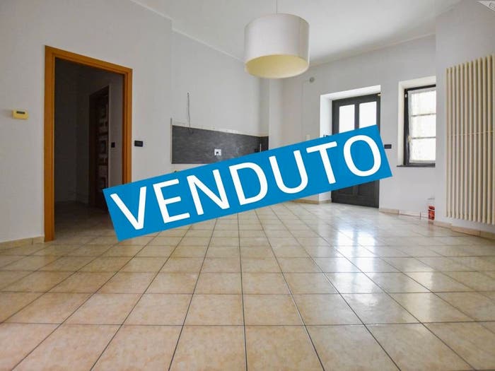 Appartamento bilocale in vendita in Via Montebello, Centro, Pinerolo