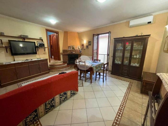 Appartamento quadrilocale in vendita in Via rivocati, Centro Storico, Cosenza