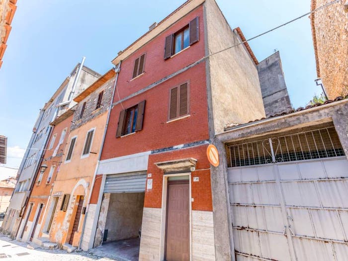 Appartamento quadrilocale in vendita in Via San Vito e Stella, Centro, Priverno