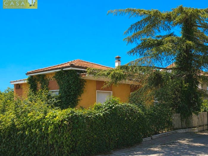 Casa trilocale in vendita in PAESE VIA AMENDOLA, Centro, Giulianova