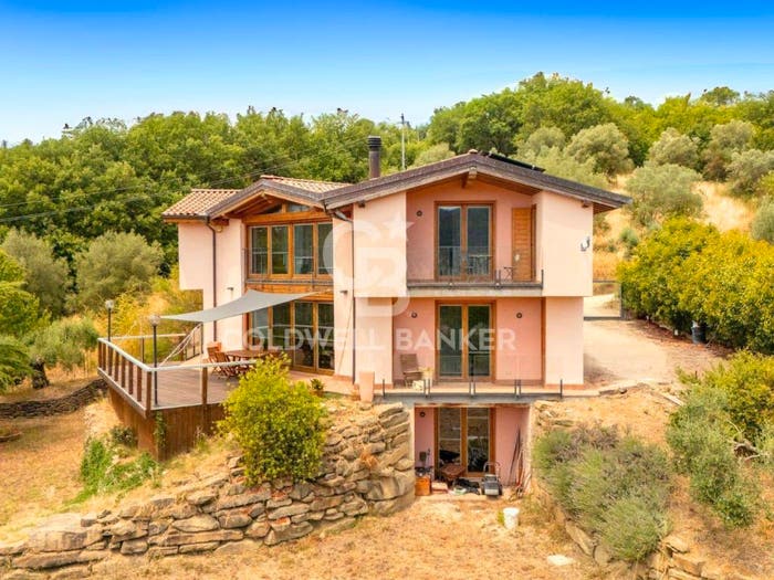 Casa con 6 locali in vendita in Strada San Giovanni Di Prugneto, Colle Umberto Monte Tezio, Perugia
