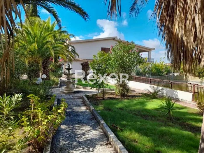 Casa con 6 locali in vendita in Strada Statale, Marinella, Castelvetrano