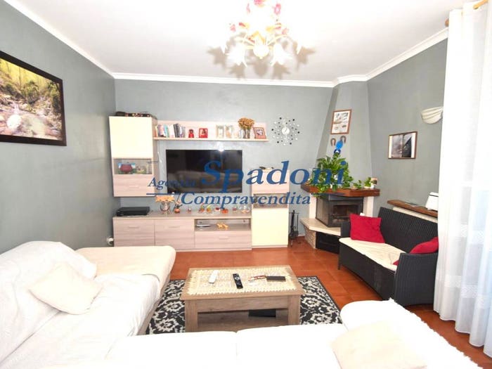 Appartamento con 6 locali in vendita in Via Aprile, Borgo A Buggiano, Buggiano