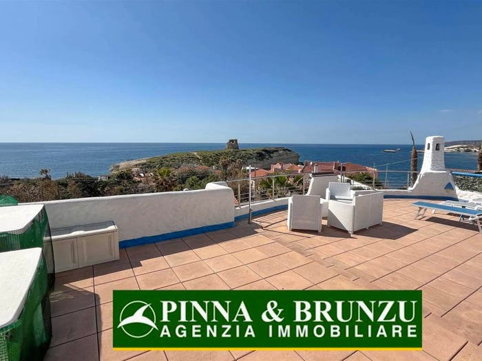 Casa con 6 locali in vendita in S'archittu, Cuglieri