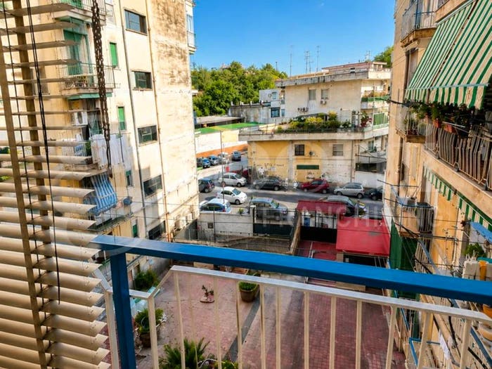 Appartamento bilocale in vendita in via antonio sogliano, Ponti Rossi, Napoli