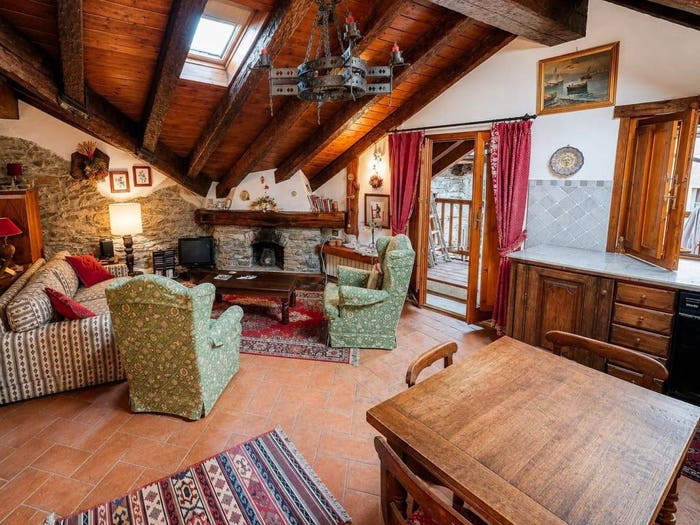 Casa bilocale in vendita in Via della Vittoria, Centro, Courmayeur