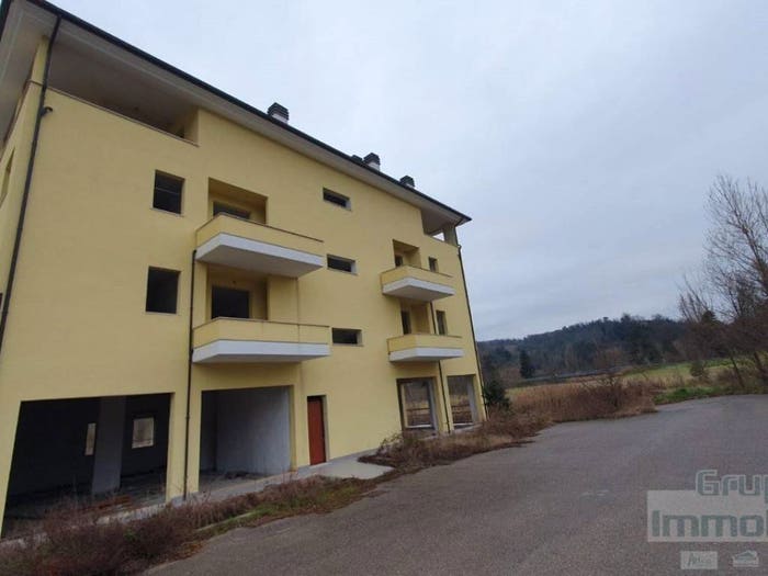 Appartamento quadrilocale in vendita in Centro, Petriano