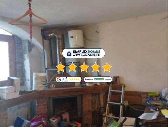 Appartamento con 6 locali in vendita in Str Armino, Cocquio, CocquioTrevisago