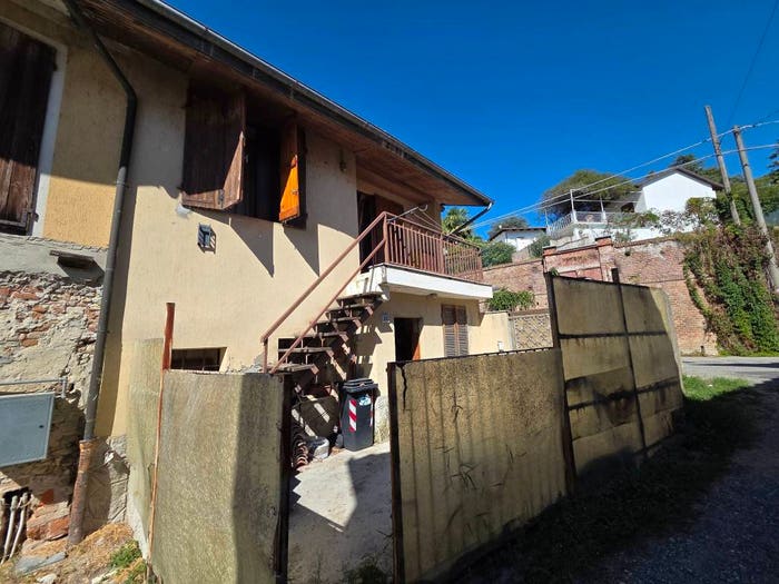 Casa trilocale in vendita in Via Roma, Centro, Moncestino